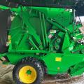 John Deere 990 Baler