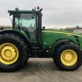 John Deere 8530