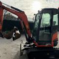 Kubota U27-4