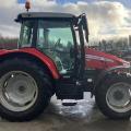 Massey Ferguson 5713S