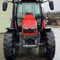 Massey Ferguson 5712S