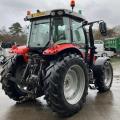 Massey Ferguson 5712S