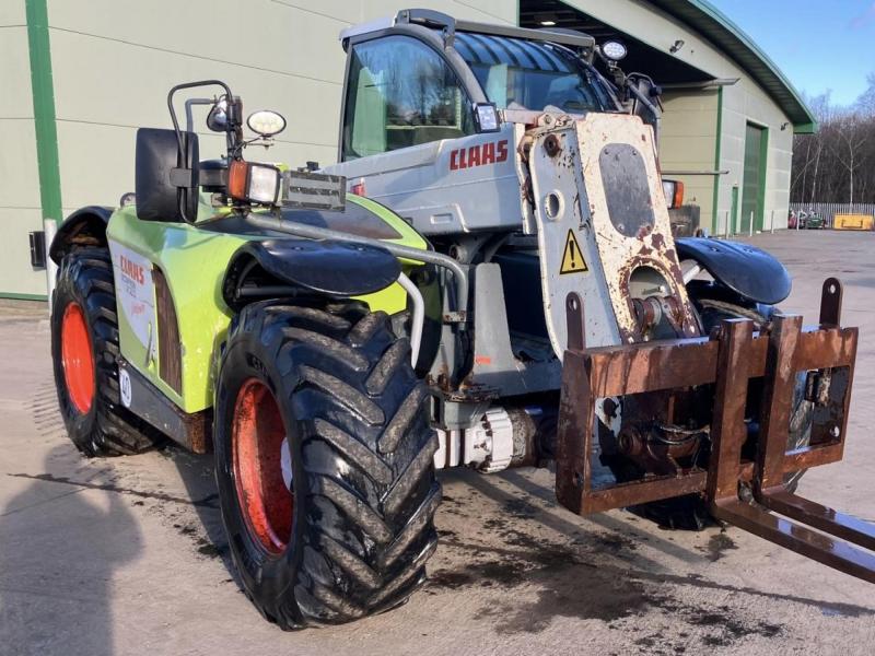 Claas 7030 Scorpion