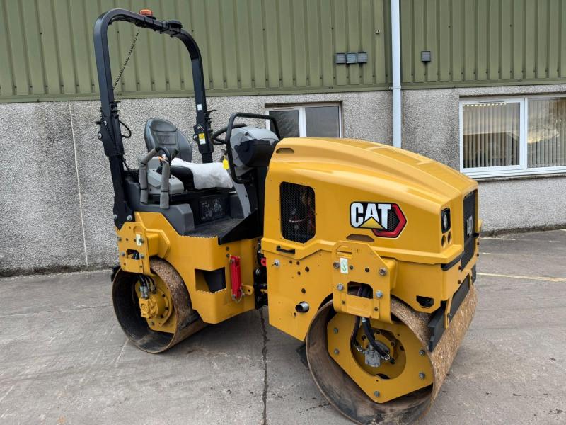 CAT CB2.7