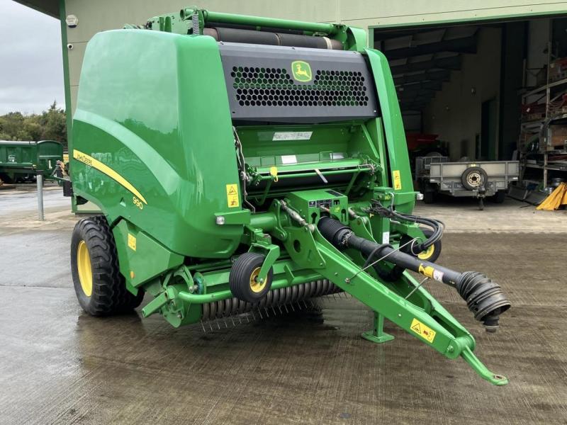 John Deere 990